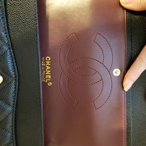 Caviar quilted leather shoulder bag